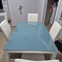 TAVOLO +Sedie Gratis