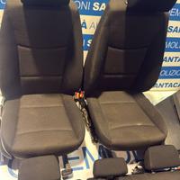 Sedili interni completi di pannelli in tessuto BMW