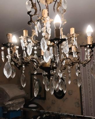 Lampadari stile classico con gocce di cristallo