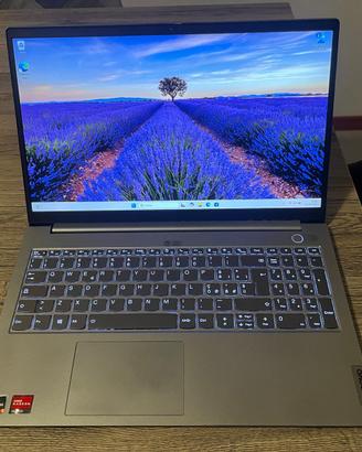 Lenovo Thinkbook 15G2 Ryzen 5  8gb ram 256 gb ssd