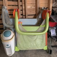 2 box bimbi + 1 passeggino