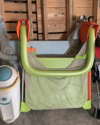 Set bimbo: 2 box + 1 passeggino + mangiapannolini