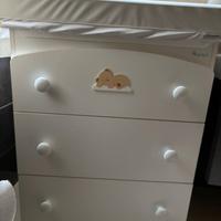 set di culla fasciatoio e cassettone