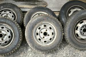 Cerchi in ferro e gomme R12 R13