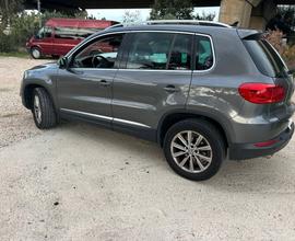 Volkswagen Tiguan 2.0 TDI SCR DSG 4MOTION Business