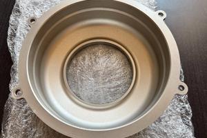 COPERCHIO PORTA TENUTA FRIZIONE DUCATI 24314291C