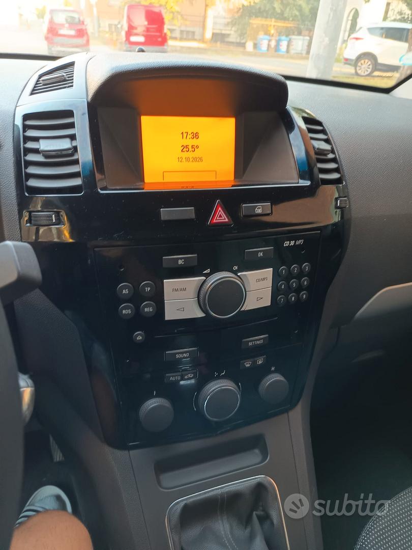 Opel Zafira 2008 photo 2