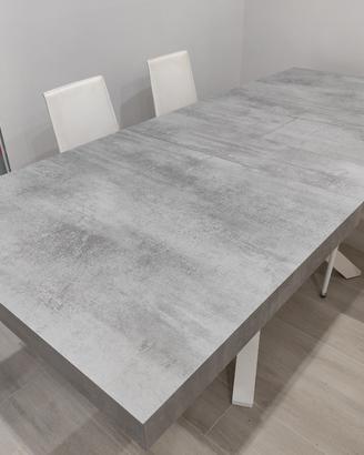 tavolo Calligaris estensibile  completo di 4 sedie