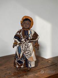 Bambola in porcellana della Nigeria RBA World Doll
