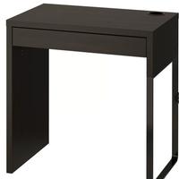 Scrivania (Ikea) marrone nero con cassetto