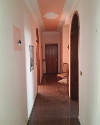 Casa in palazzina di due appartamenti 