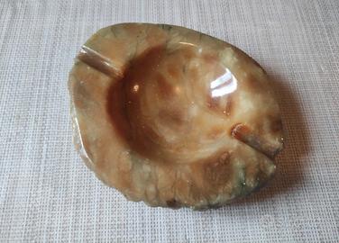 meraviglioso posacenere in alabastro