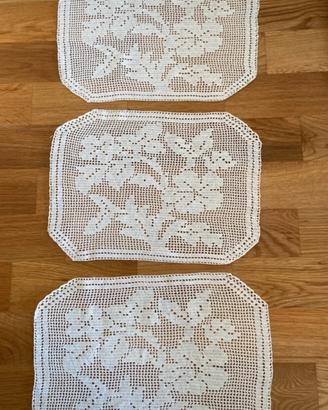 Tappetini in cotone all’uncinetto
