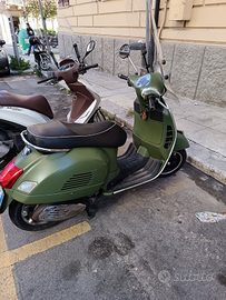 Vespa GTS 300