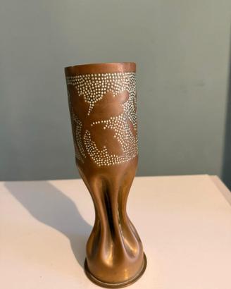 Bossolo d'artiglieria del 1908 trasformato in vaso