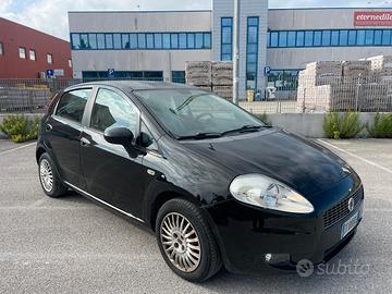 FIAT GRANDE PUNTO 1.2 BENZ 2008 12 MESI DI GARANZI