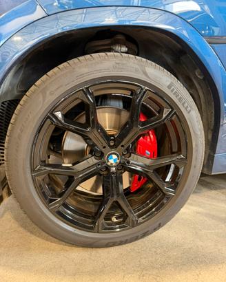 Bmw X6 set gomme cerchi da 21 pollici Pirelli