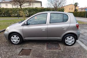 TOYOTA YARIS VVT-I 1.0 anno 2004