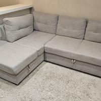 Divano letto grigio chiaro