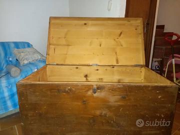 cassapanca in legno