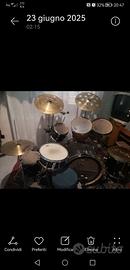 Batteria acustica