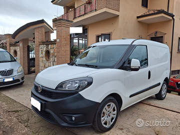 Fiat Doblo' 1.6 mtj 105cv climatizzatore 3 POSTI
