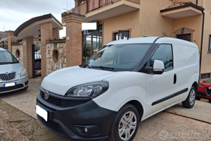 Fiat Doblo' 1.6 mtj 105cv climatizzatore 3 POSTI