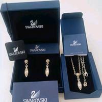 Collana e orecchini Swarovski 