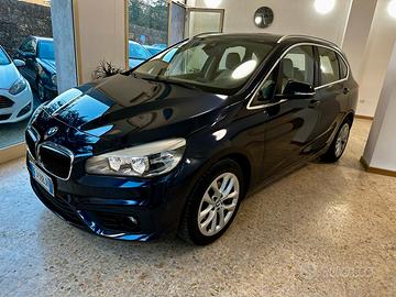 BMW 218 active tourer advantage