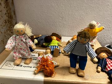 Casetta con personaggi