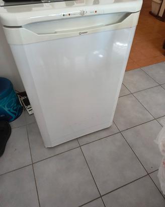 congelatore indesit