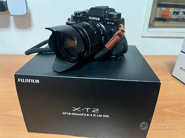 Fujifilm -xt2 con obiettivo 18-55 coma da foto