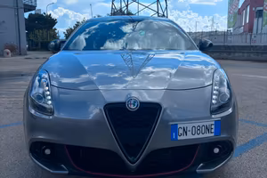 Alfa Romeo Giulietta 1.4  benzina carbon edition
