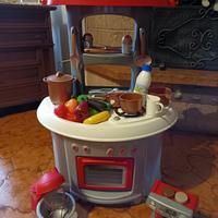 Cucina giocattolo 