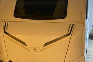 Roulotte Caravan WEINSBERG CARAONE 400