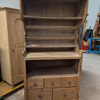 Dispensa con cassetti in abete arte povera