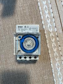 Interruttore a tempo