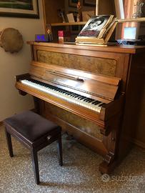 Pianoforte acustico verticale