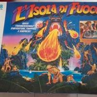 Isola di fuoco completa e perfetta