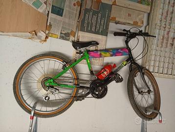 bicicletta bambino scott mtb tipo boulder montana