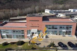 Immobile di 300 m² con più di 5 locali a Bagno a R