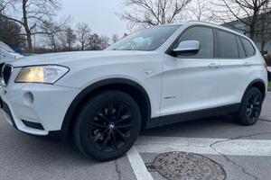 Bmw X3 xDrive20d*Navi*Pelle*Automatik*
