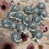 15 bomboniere segnaposto palloncino con lettera M