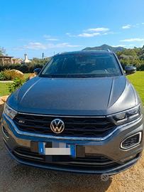 T ROC R Line cambio automatico 