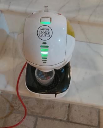 Macchina caffè Dolce Gusto DéLonghi EDG355.W1