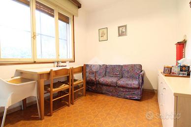 PORZIONE DI BIFAMILIARE A JESOLO