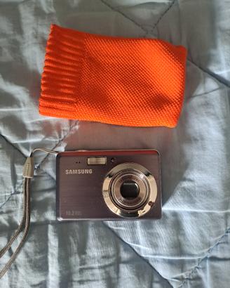 fotocamera digitale compatta e leggera