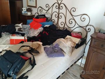letto matrimoniale con testiera in ferro battuto 