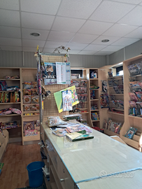 Arredamento edicola