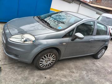 FIAT grande punto 1.4 benzina GPL 